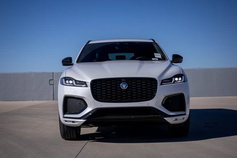 New 2026 Jaguar F-PACE R-Dynamic S image 2