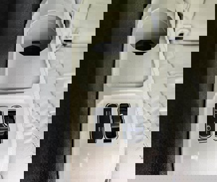 New 2026 Mercedes-Benz GLS 450 4MATIC image 44