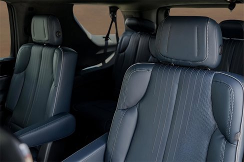New 2026 Cadillac Escalade IQL Sport 2 w/ LPO, ONYX Package image 20