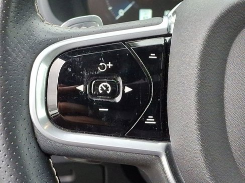 Used 2018 Volvo XC90 T6 R-Design w/ Convenience Package image 21