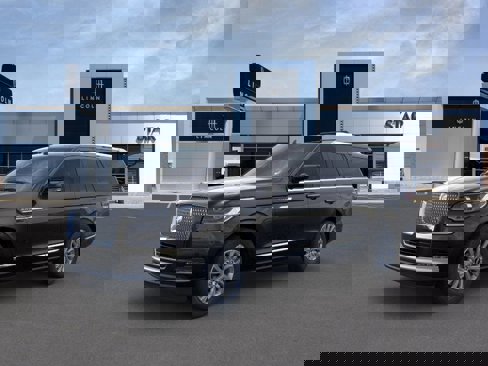 New 2022 Lincoln Navigator 4WD image 1