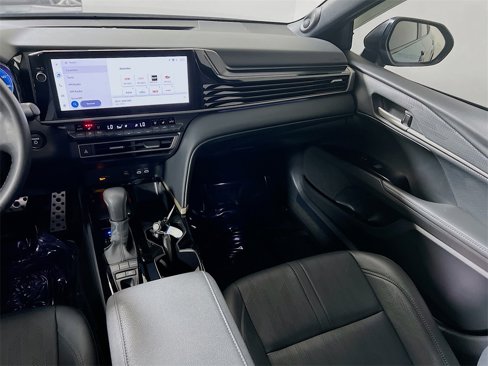 Used 2025 Toyota Camry XSE image 21