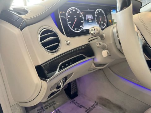 Used 2015 Mercedes-Benz S 550 Sedan image 17
