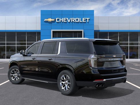 New 2025 Chevrolet Suburban Premier image 3