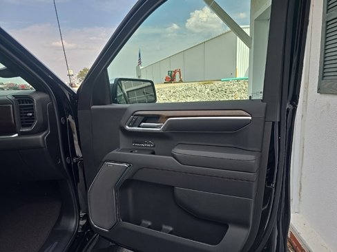 New 2026 Chevrolet Silverado 1500 High Country w/ Technology Package image 22