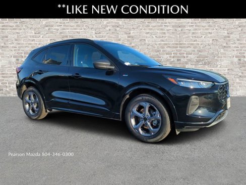 Used 2023 Ford Escape ST-Line image 1