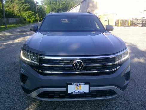 Used 2022 Volkswagen Atlas Cross Sport SE w/ Panoramic Sunroof Package image 8