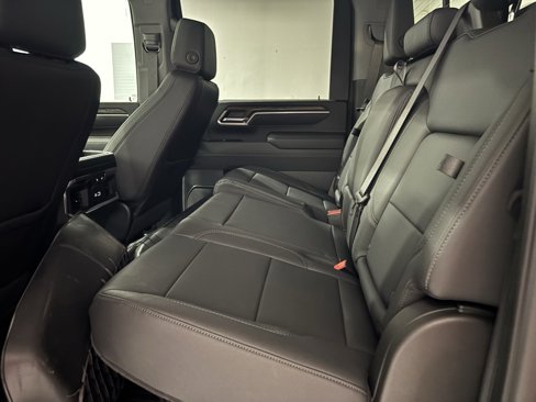 New 2025 GMC Sierra 2500 SLT w/ SLT Premium Package image 29