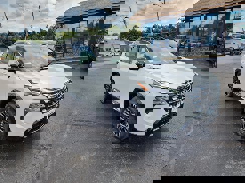 New 2026 Nissan Rogue Platinum image 1