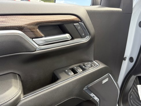 Used 2024 Chevrolet Silverado 1500 LT Trail Boss w/ LT Trail Boss Premium Package image 39