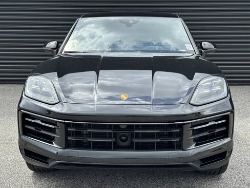 Certified 2024 Porsche Cayenne Coupe image 6