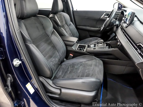 Used 2023 Mitsubishi Outlander SE image 34