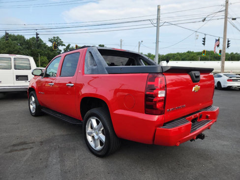 Used 2012 Chevrolet Avalanche LT w/ All-Star Edition image 16