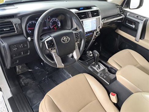 Used 2020 Toyota 4Runner Limited image 18