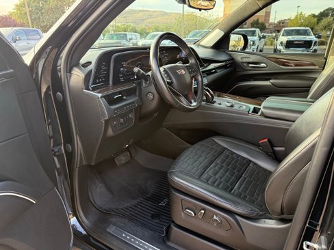 Used 2023 Cadillac Escalade Sport Platinum image 10