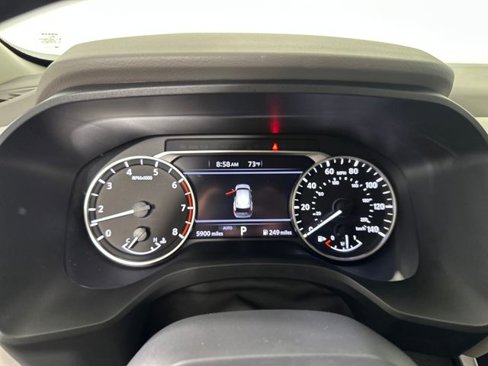 Certified 2025 Nissan Rogue SV image 17