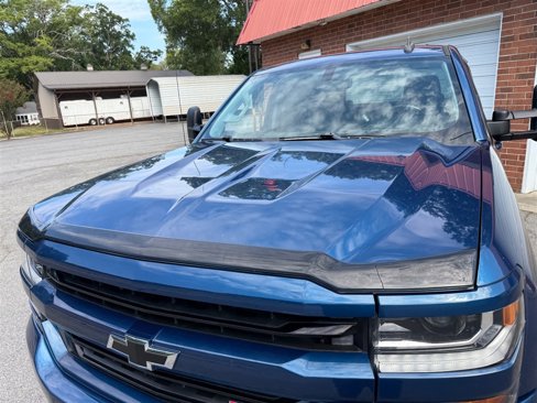 Used 2018 Chevrolet Silverado 1500 LT w/ All Star Edition image 13