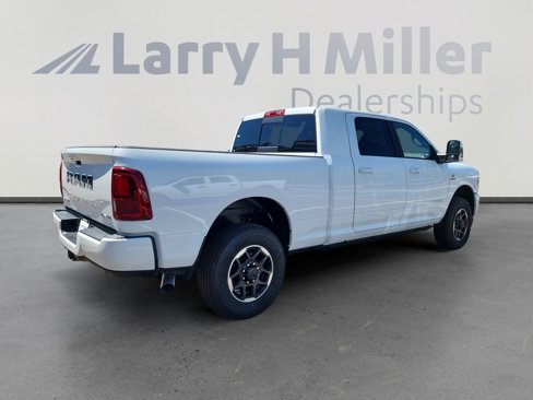New 2025 RAM 3500 Laramie image 5