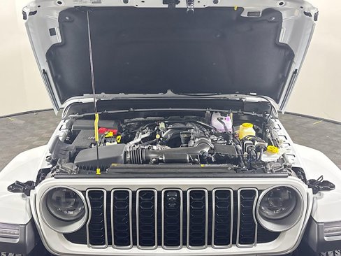 New 2025 Jeep Wrangler Sahara image 23