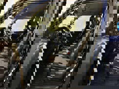 Used 2020 Toyota 4Runner SR5 image 4