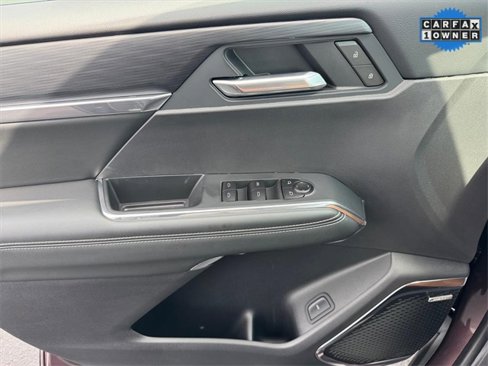 Used 2025 GMC Acadia Elevation w/ Elevation Premium Package image 23