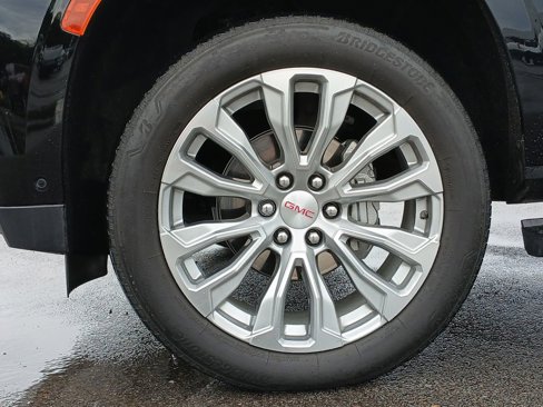 Used 2024 GMC Yukon Denali w/ Advanced Technology Package image 34