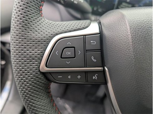 New 2025 Toyota Sienna XSE image 17