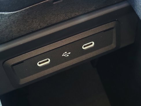 Certified 2025 Mercedes-Benz GLB 250 image 29