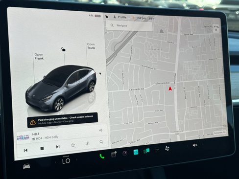 Used 2023 Tesla Model Y Long Range image 19
