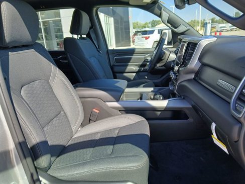 New 2026 RAM 1500 4x4 Crew Cab image 14
