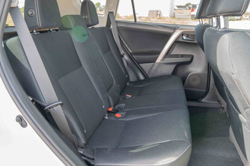 Used 2015 Toyota RAV4 XLE image 8