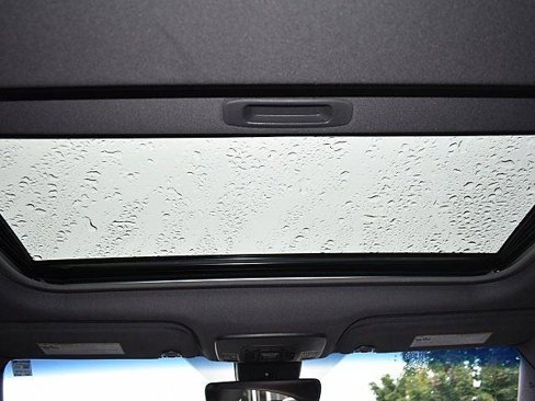 Used 2021 Toyota Avalon XSE image 17