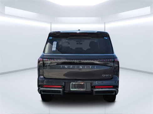 New 2025 INFINITI QX80 Luxe image 4