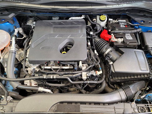 Used 2020 Ford Escape SE image 30