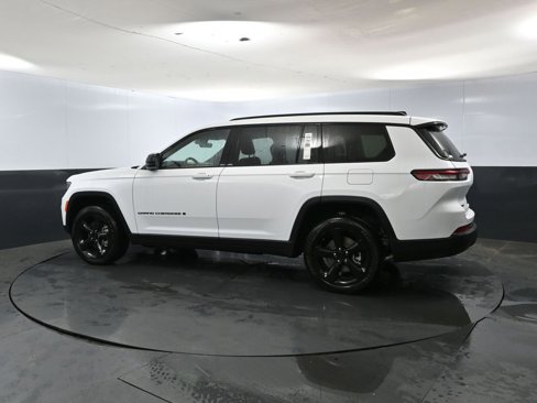 New 2025 Jeep Grand Cherokee L Altitude image 7