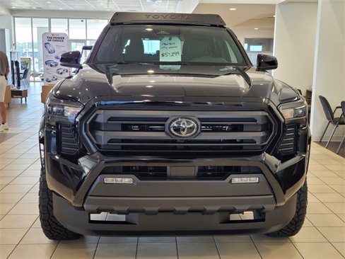New 2025 Toyota Tacoma 4x4 Double Cab image 2