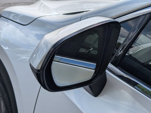 Used 2025 Lexus NX 300h AWD w/ Luxury Package image 21