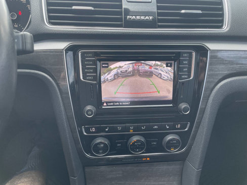 Used 2018 Volkswagen Passat 2.0T SE image 23