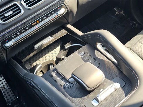 Certified 2025 Mercedes-Benz GLE 53 AMG 4MATIC image 35