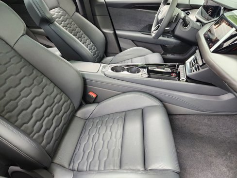 New 2025 Audi S e-tron GT Premium Plus image 16
