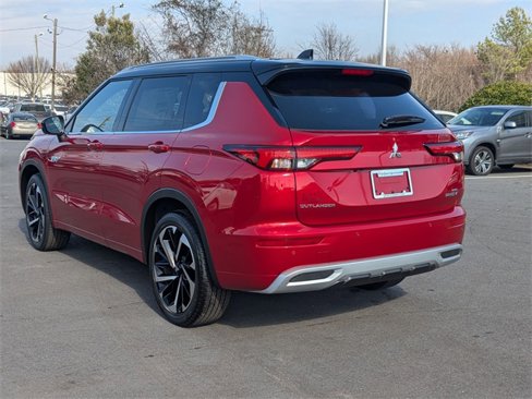 New 2025 Mitsubishi Outlander SEL image 5