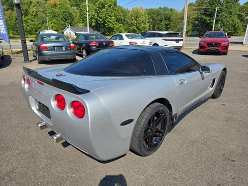 Used 2002 Chevrolet Corvette Coupe w/ Preferred Equipment Group2 image 9