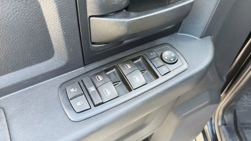 Used 2015 RAM 1500 Express image 13