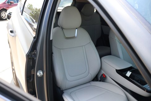 New 2025 Hyundai Tucson Limited image 14