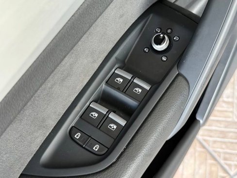 Used 2021 Audi SQ5 Premium w/ Convenience Package image 23