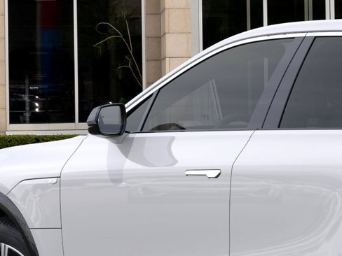 New 2025 Cadillac Lyriq Luxury image 12
