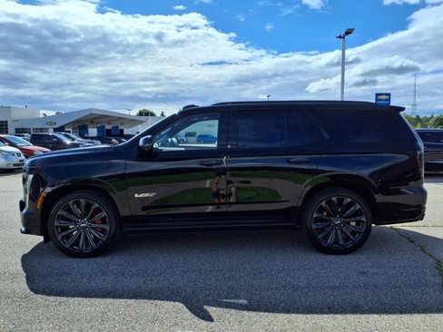 Used 2025 Cadillac Escalade V image 8