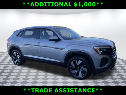 Used 2024 Volkswagen Atlas Cross Sport SE image 1