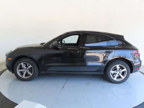 Used 2017 Porsche Macan image 8