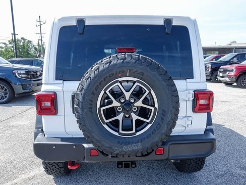 New 2025 Jeep Wrangler Unlimited Rubicon image 6